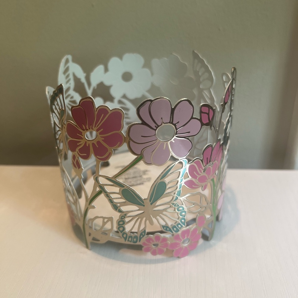 Bath & Body Works 3-wick candle holders x3 - Picture 2 of 12